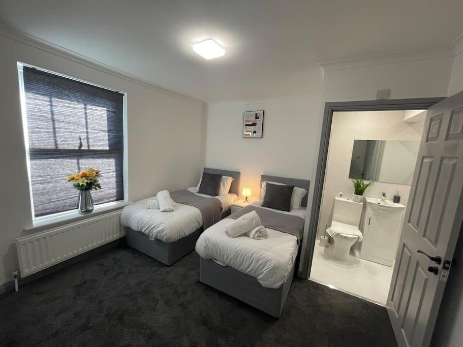 Ed Executive Ipswich Accommodation Buitenkant foto